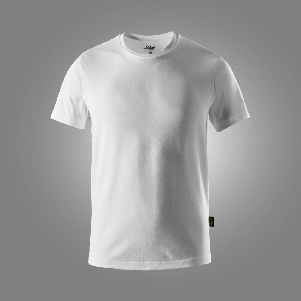 T-shirt o dopasowanym kroju