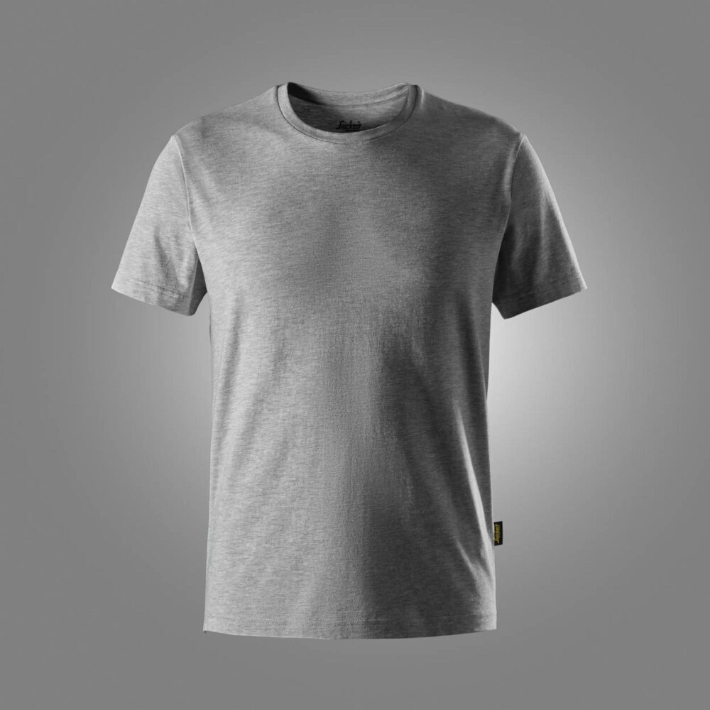 T-shirt o dopasowanym kroju