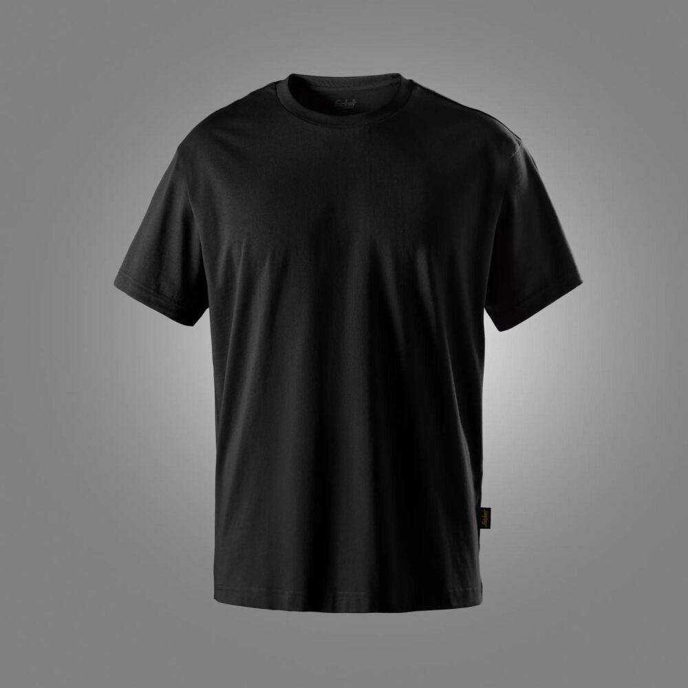 T-shirt o luźnym kroju