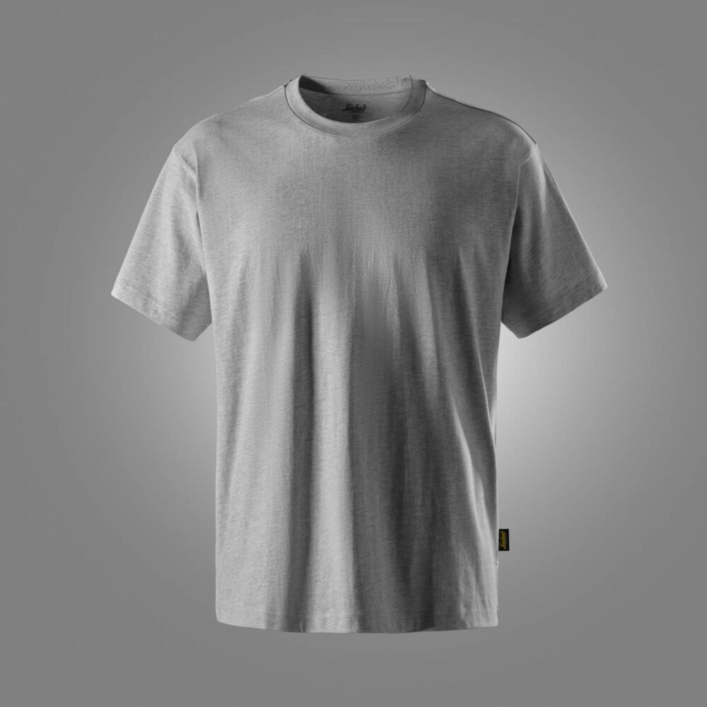 T-shirt o luźnym kroju