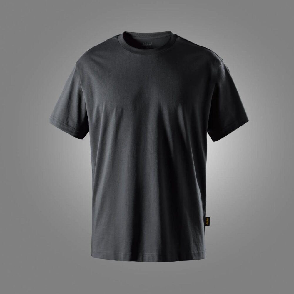 T-shirt o luźnym kroju