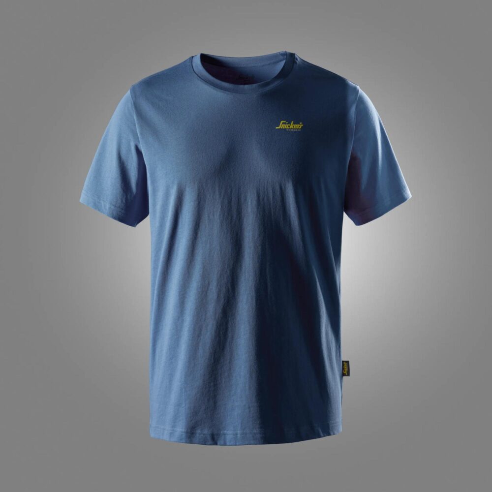 T-shirt z małym logo